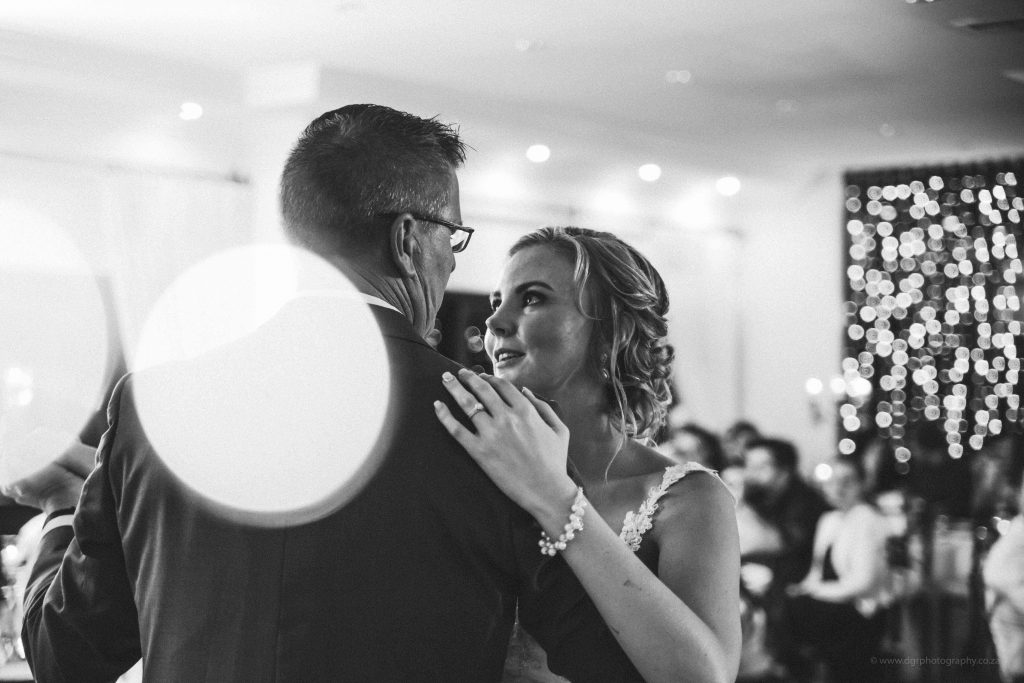 Mercia & Sean_Blog Sneaks-56