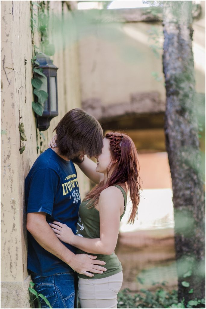 Colour powder engagement